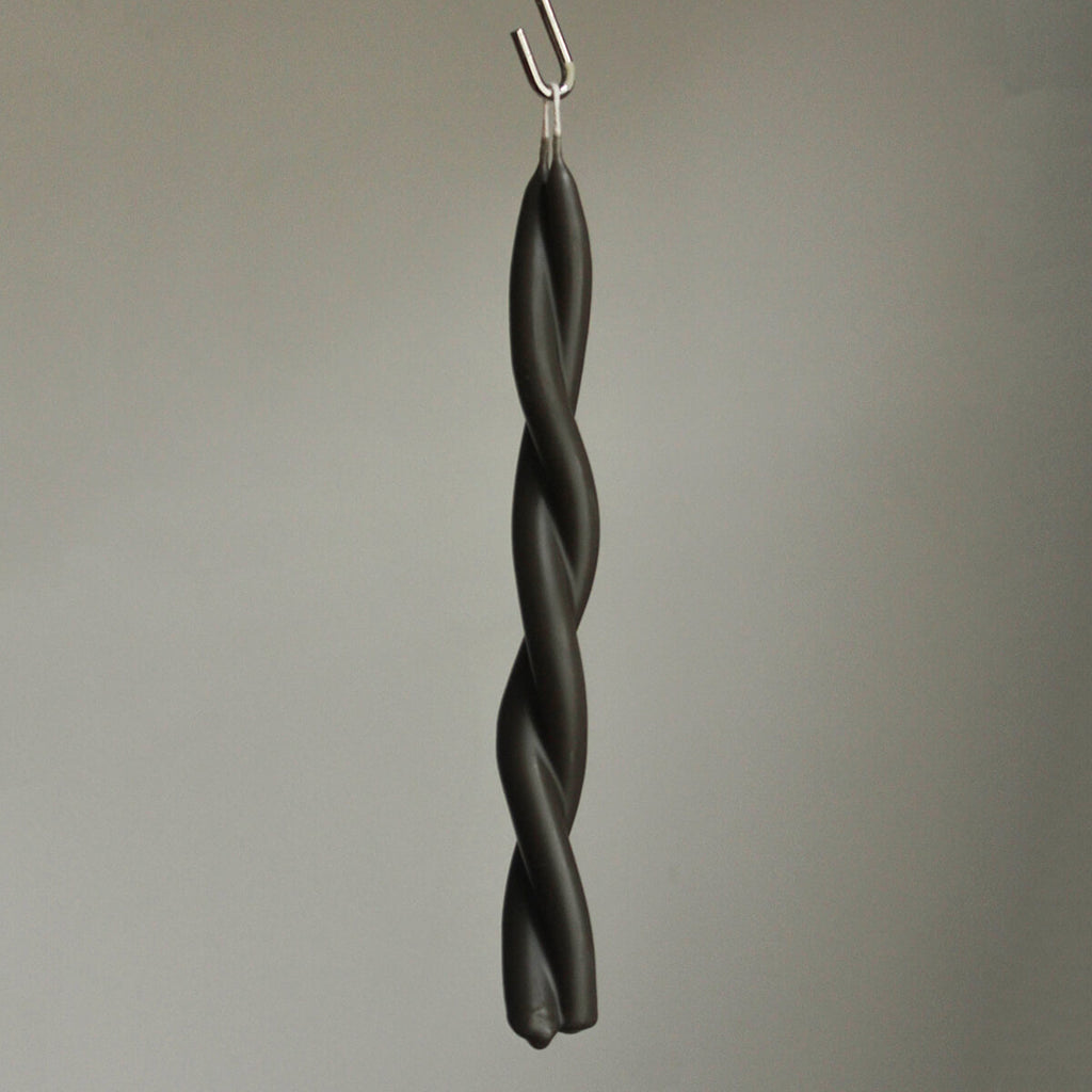 Twisted Candle in Seeweed by Wax Atelier